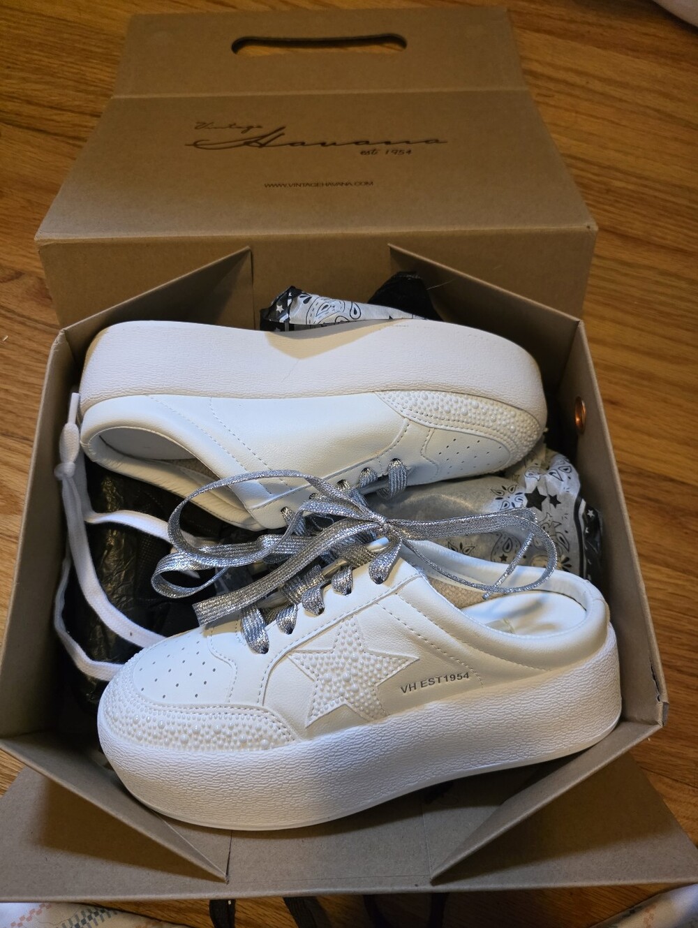 Vintage Havana White Platform Sneakers with Silver Laces